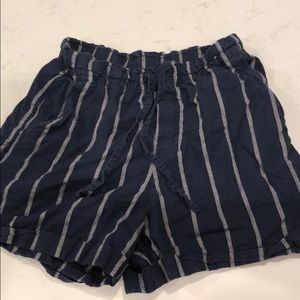 Unilqo high waisted shorts